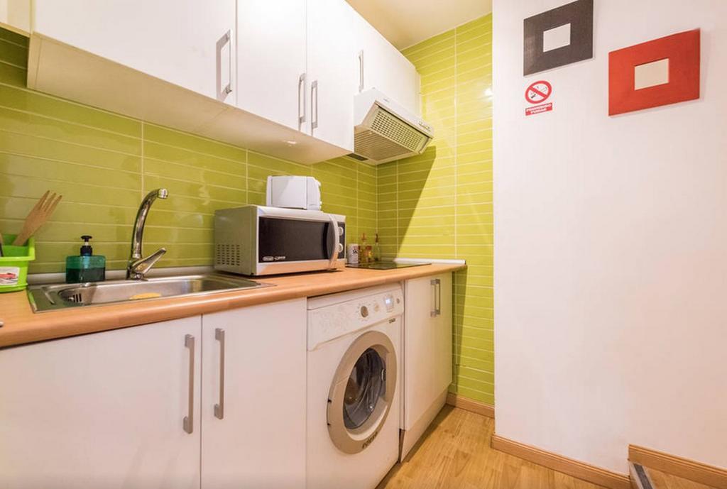 Barbieri Apartment Madrid Bilik gambar
